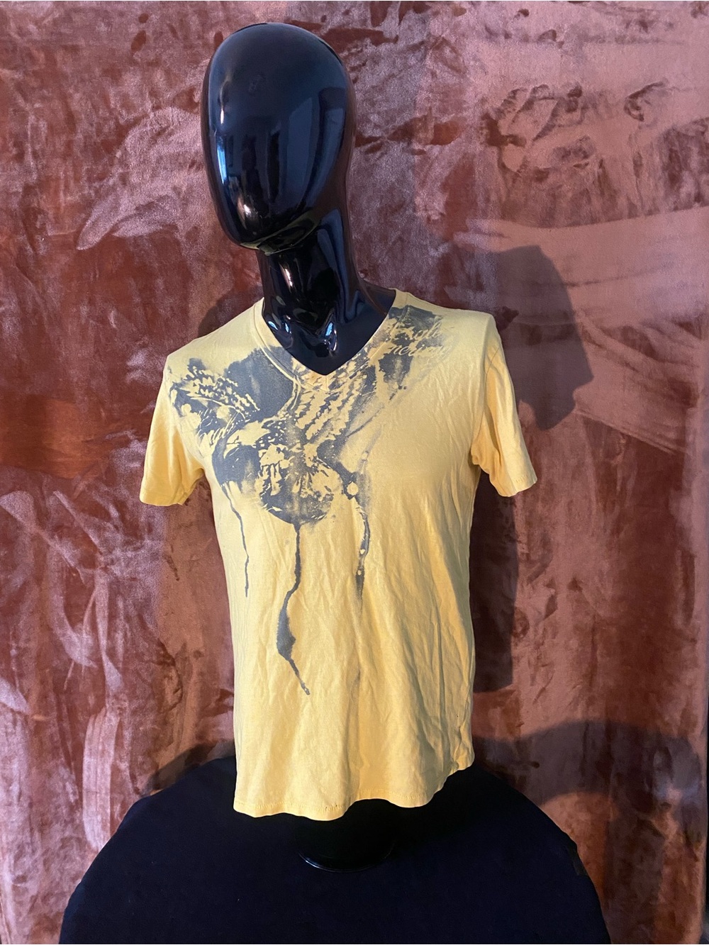 American Eagle Outfitters Yellow V-Neck Tee with Gray Graphic Bird Print